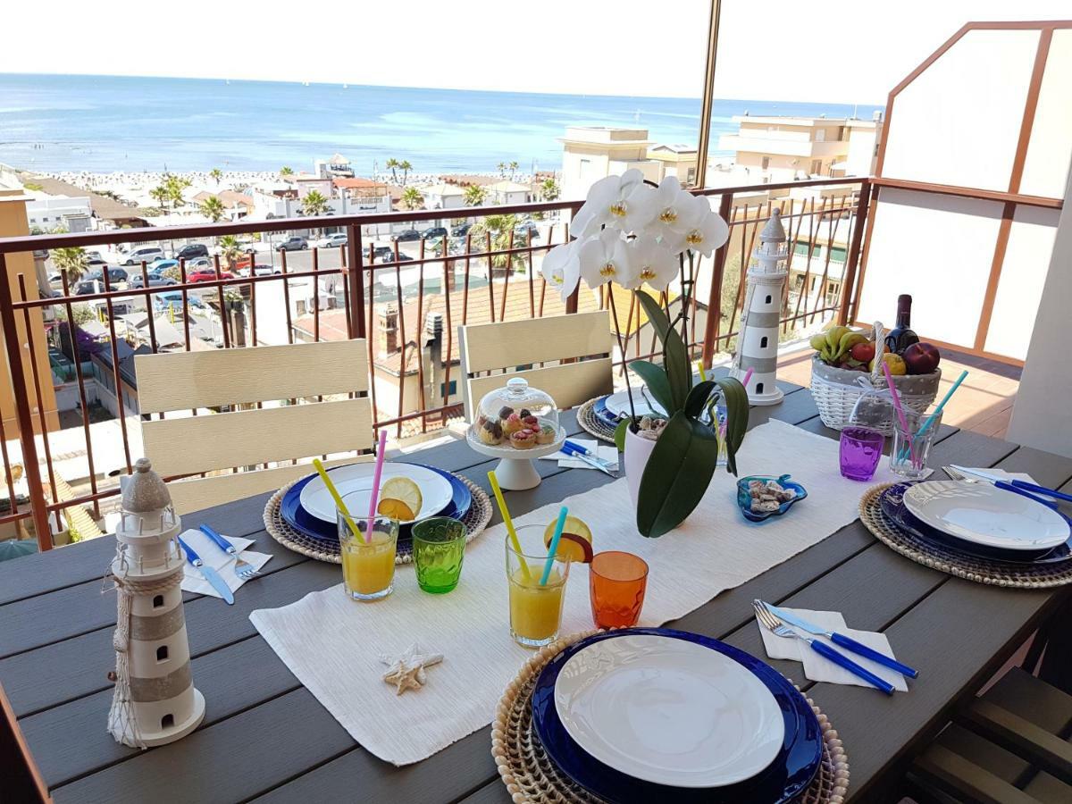 Apartament Mary'S Penthouse Lido di Ostia Zewnętrze zdjęcie