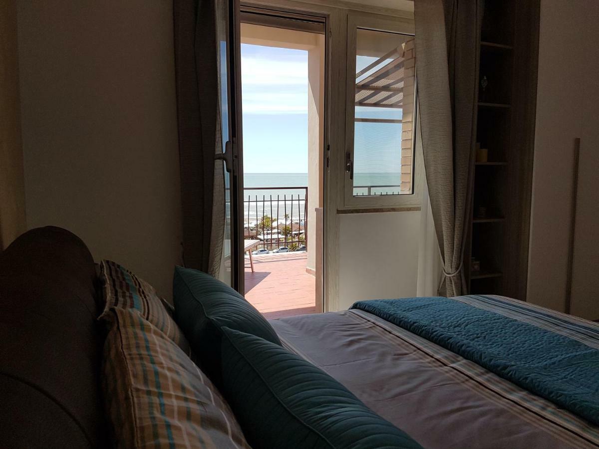 Apartament Mary'S Penthouse Lido di Ostia Zewnętrze zdjęcie